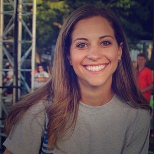 Meet your Posher, Leah